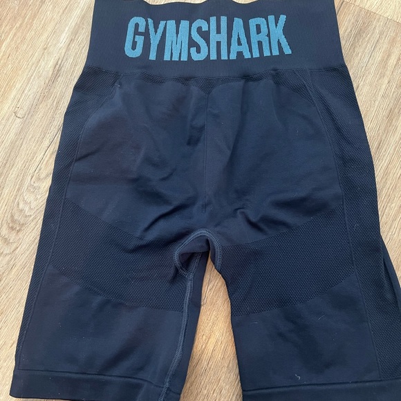 Gymshark Flex Cycling Shorts - Picture 3 of 3